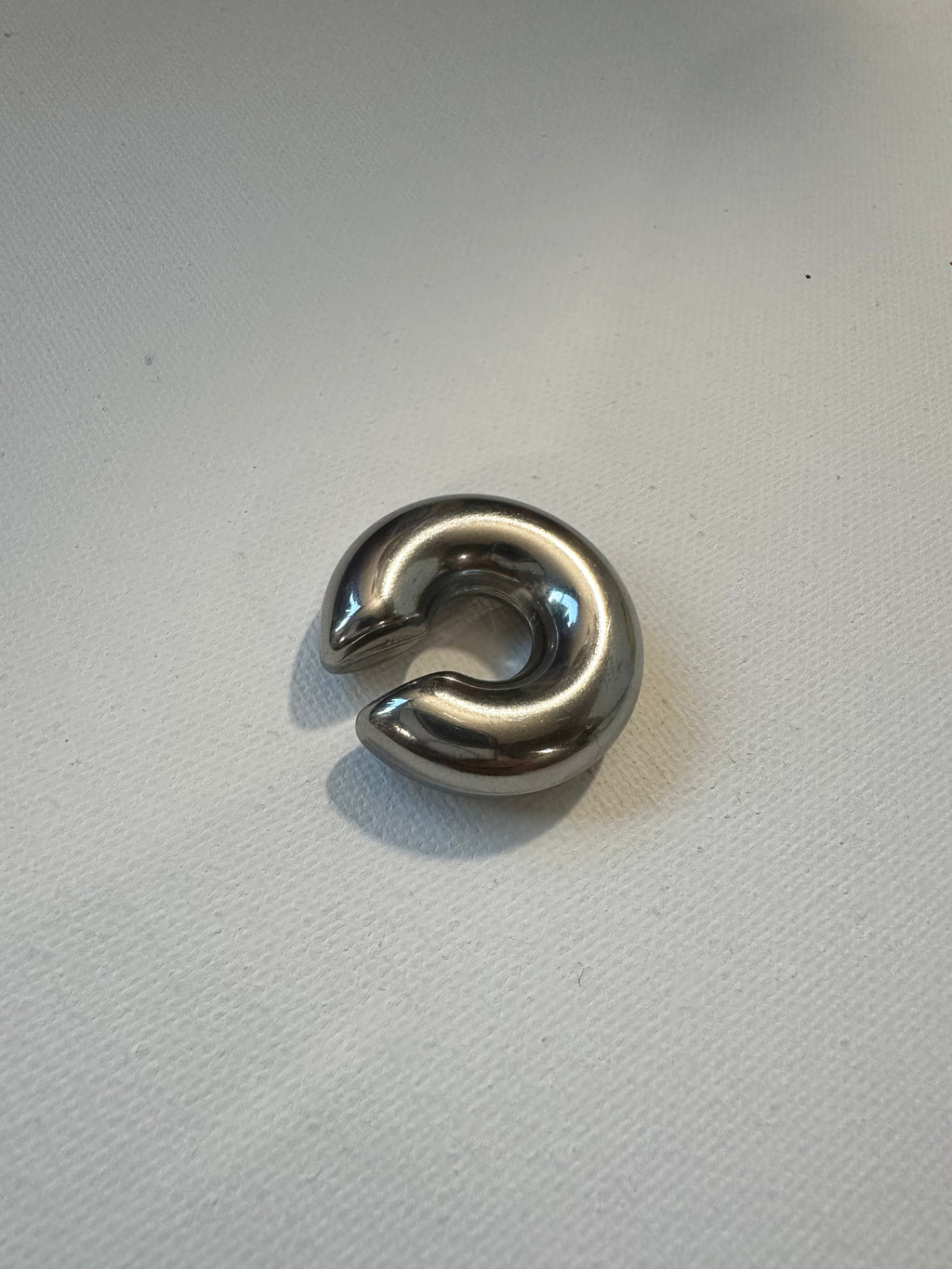 Earcuff Extrovertida